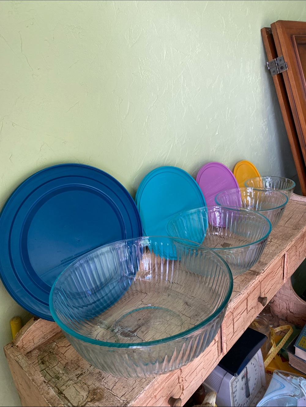 Pyrex 8-Piece Nesting Sculpted Glass Bowl Set Clear Ribbed 7401-S “02,03,04”